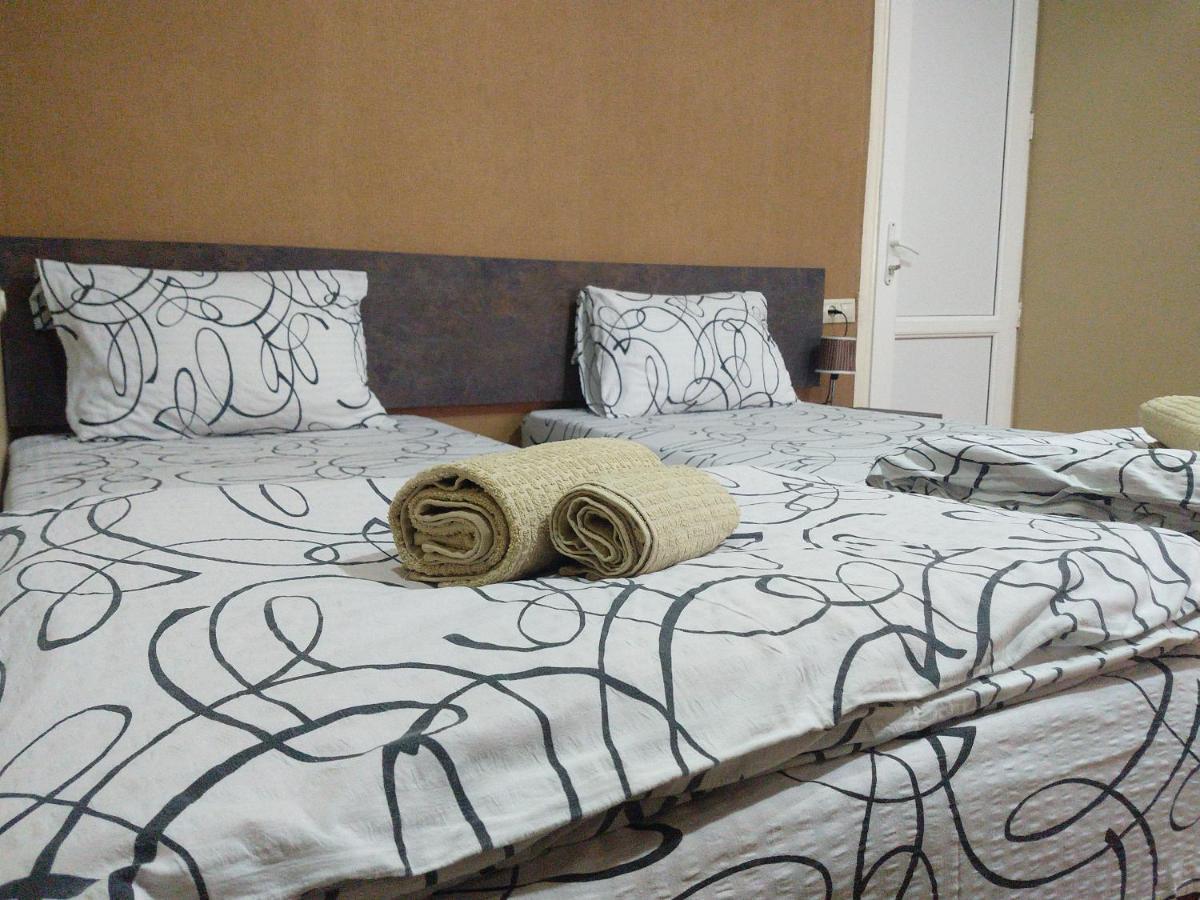 Hotel Bu ティビリシ エクステリア 写真