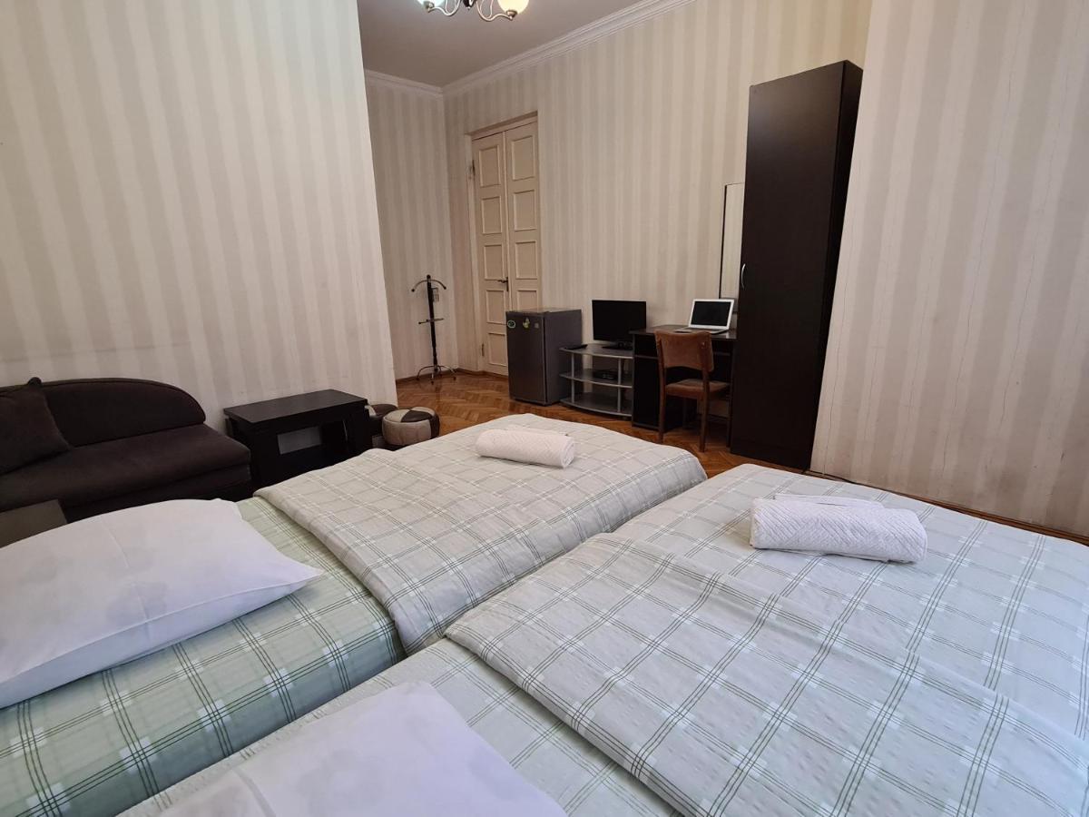 Hotel Bu ティビリシ エクステリア 写真